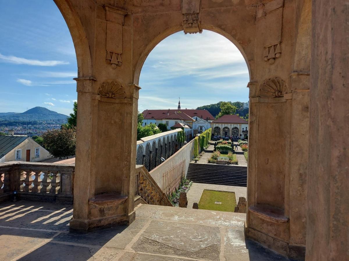 Apartments Rose Garden Decin Dış mekan fotoğraf